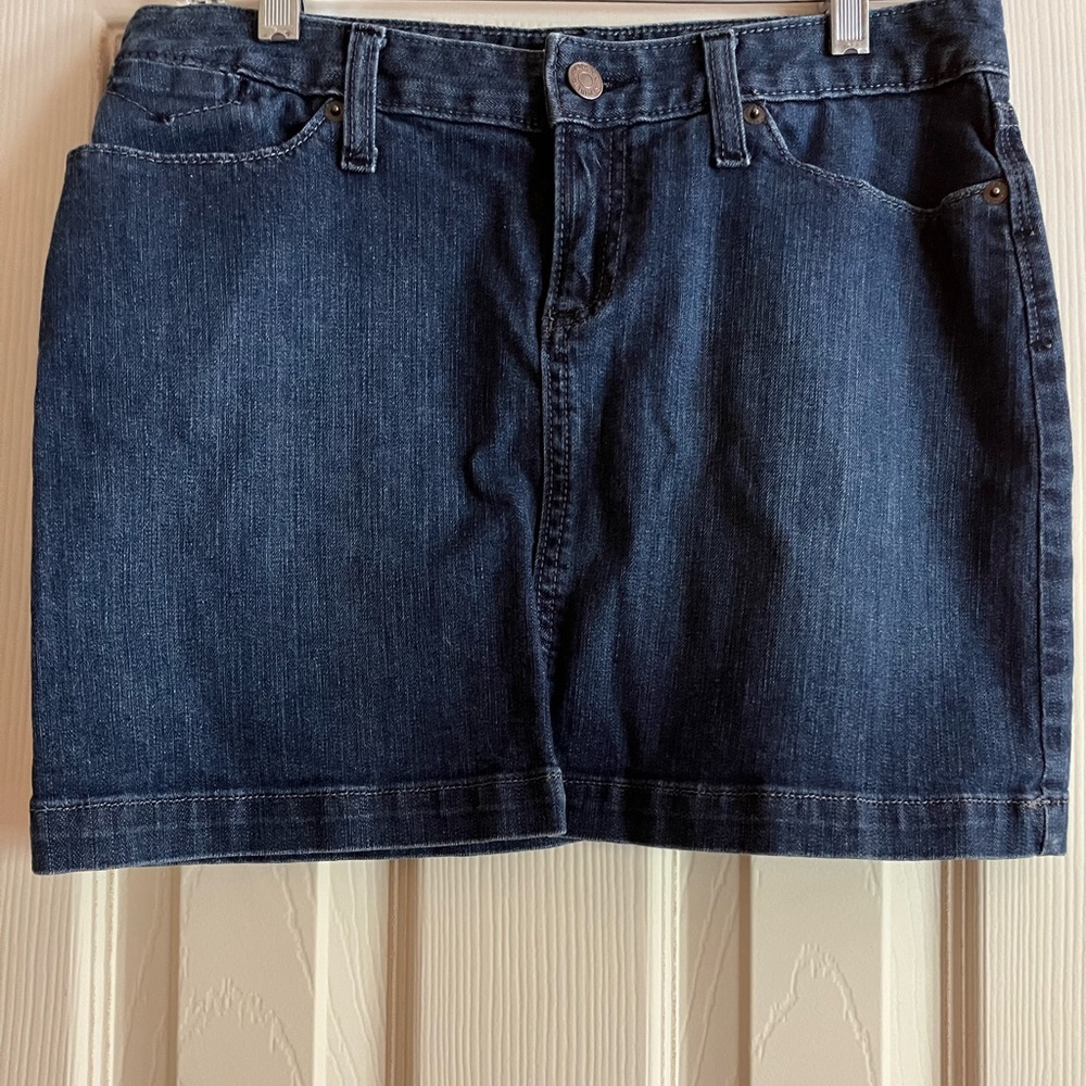 Banana republic petite jean skirt size 4P